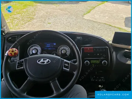 HYUNDAI MEGA TRUCK GOLD