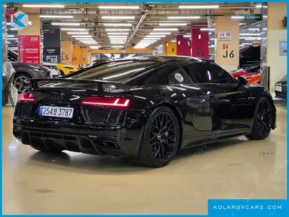 AUDI R8 5.2 V10 PLUS COUPE