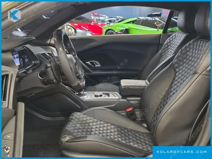 AUDI R8 5.2 V10 PLUS COUPE