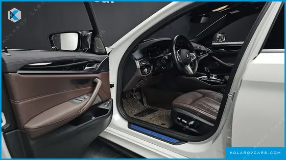 BMW 5 SERIES 530E M SPORT