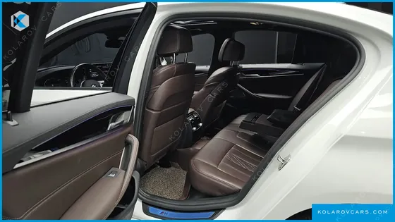 BMW 5 SERIES 530E M SPORT