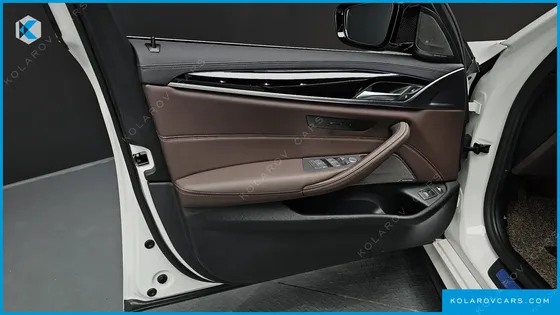 BMW 5 SERIES 530E M SPORT