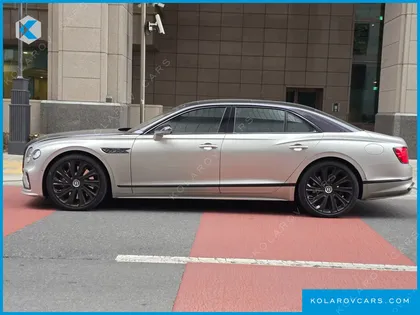 BENTLEY FLYING SPUR 4.0 MULINER