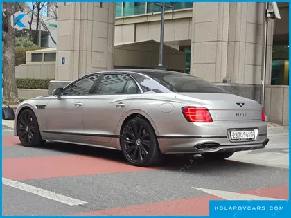 BENTLEY FLYING SPUR 4.0 MULINER