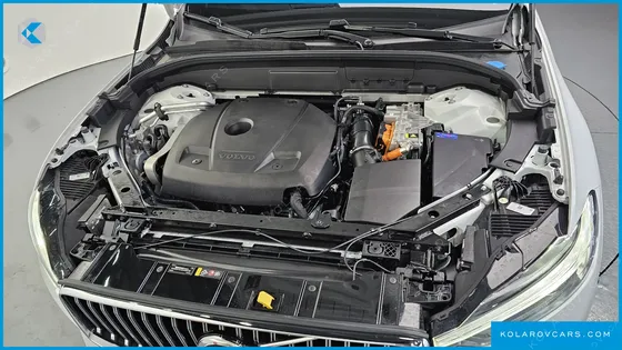 VOLVO XC60 T8 ULTRA BRIGHT