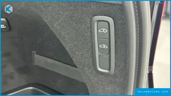 VOLVO XC90 T8 ULTRA BRIGHT HYBRID