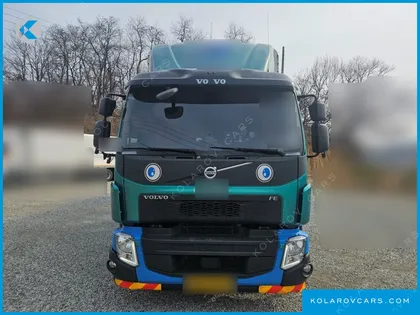 VOLVO CARGO TRUCK 6X4