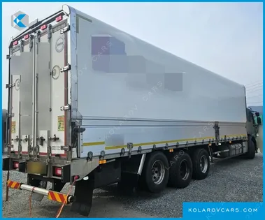 VOLVO CARGO TRUCK 6X4
