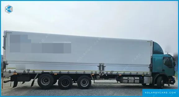 VOLVO CARGO TRUCK 6X4