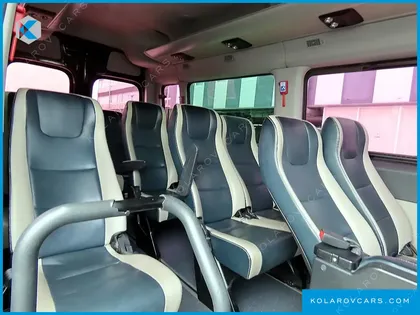 HYUNDAI SOLATI 15-SEATER