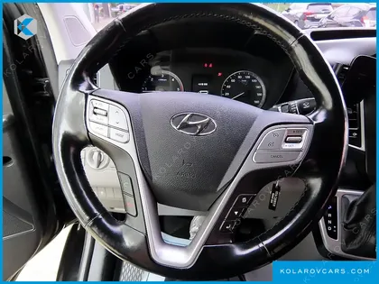 HYUNDAI SOLATI 15-SEATER