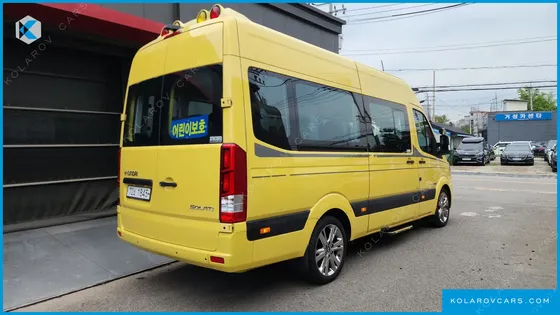 HYUNDAI SOLATI SCHOOL BUS