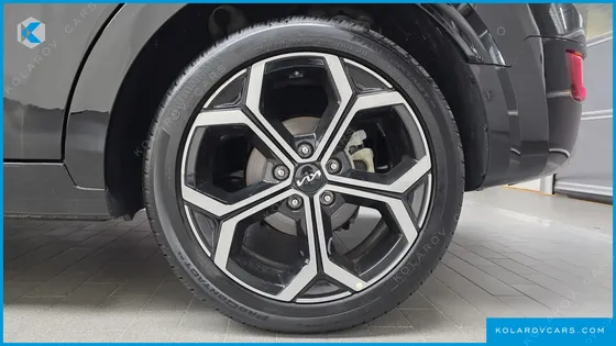 KIA NIRO SIGNATURE