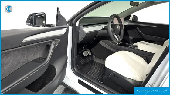 TESLA MODEL Y RWD