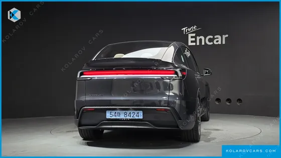 TESLA MODEL Y L LONG RANGE AWD