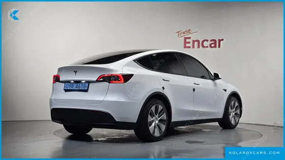TESLA MODEL Y RWD