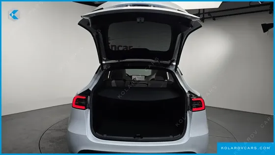 TESLA MODEL Y RWD