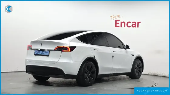 TESLA MODEL Y RWD