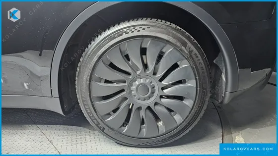 TESLA MODEL Y RWD
