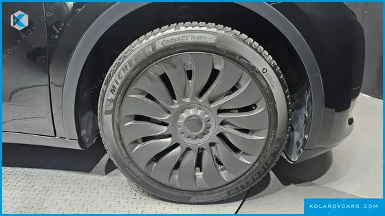TESLA MODEL Y RWD