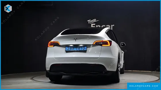 TESLA MODEL Y RWD
