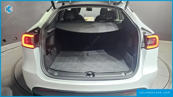 TESLA MODEL Y RWD
