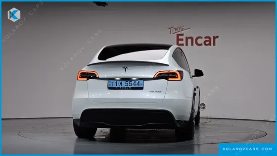 TESLA MODEL Y PERFORMANCE AWD