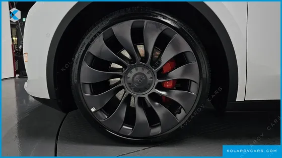 TESLA MODEL Y PERFORMANCE AWD