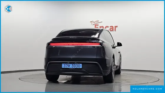 TESLA MODEL Y RWD