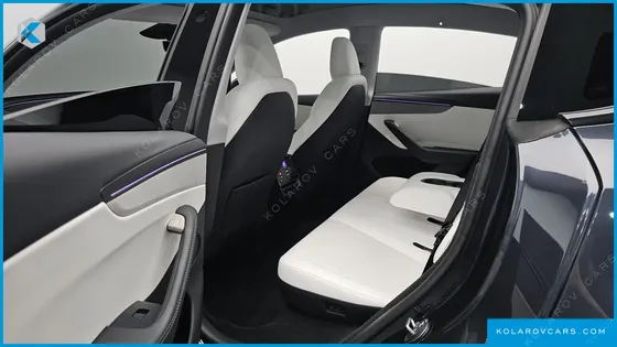 TESLA MODEL Y RWD