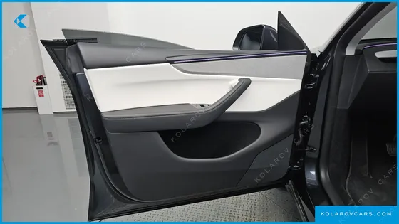 TESLA MODEL Y RWD