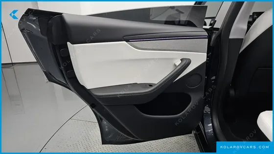 TESLA MODEL Y RWD