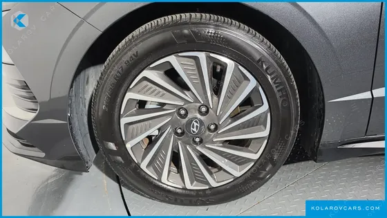 HYUNDAI SONATA EXCLUSIVE