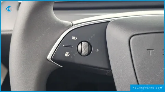 TESLA MODEL Y L LONG RANGE AWD