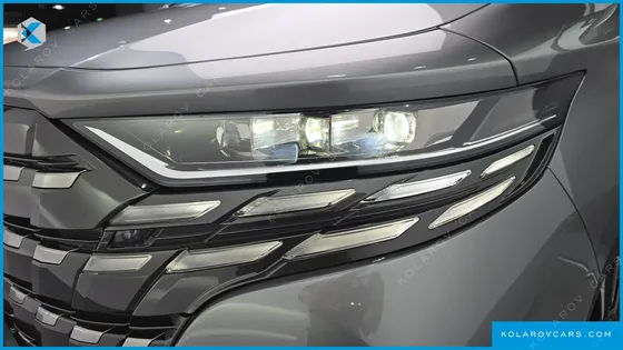 TOYOTA ALPHARD 2.5 HEV EXECUTIVE AWD