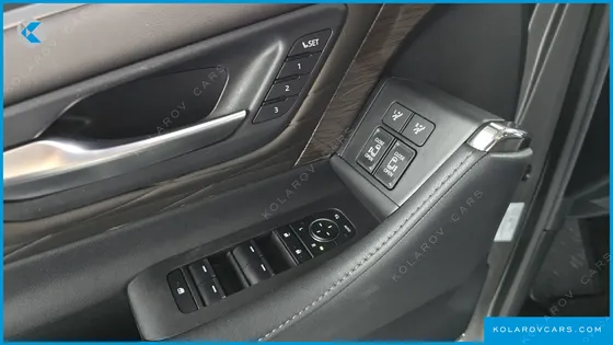 TOYOTA ALPHARD 2.5 HEV EXECUTIVE AWD