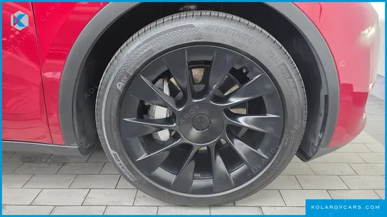 TESLA MODEL Y LONG RANGE AWD