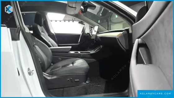 TESLA MODEL Y LONG RANGE AWD