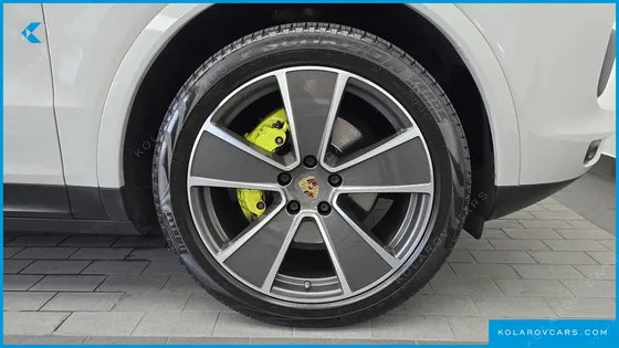 PORSCHE CAYENNE 3.0 E-HYBRID COUPE