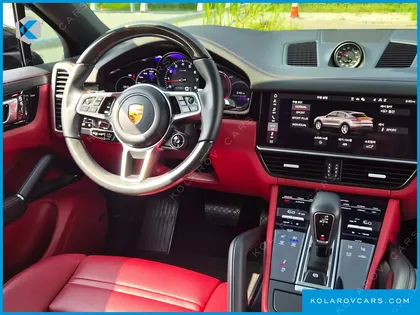 PORSCHE CAYENNE 3.0 COUPE