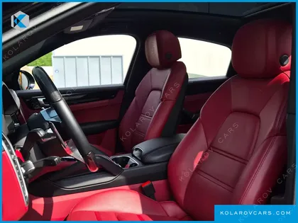 PORSCHE CAYENNE 3.0 COUPE