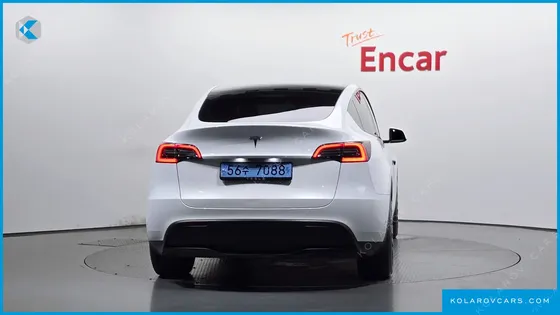TESLA MODEL Y RWD