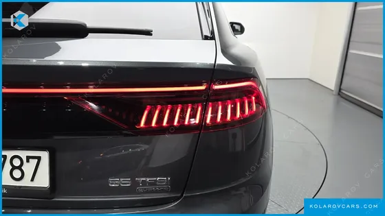 AUDI Q8 55 TFSI QUATTRO PREMIUM