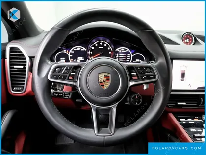 PORSCHE CAYENNE 3.0 COUPE PLATINUM EDITION