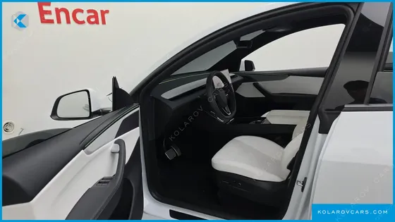 TESLA MODEL Y PREMIUM LONG RANGE AWD