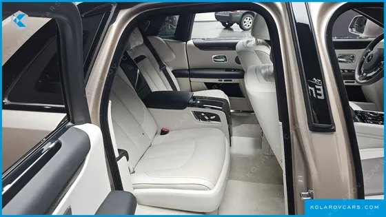 ROLLS ROYCE GHOST 6.7 V12 BLACK BADGE
