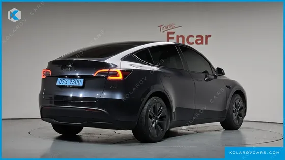 TESLA MODEL Y RWD