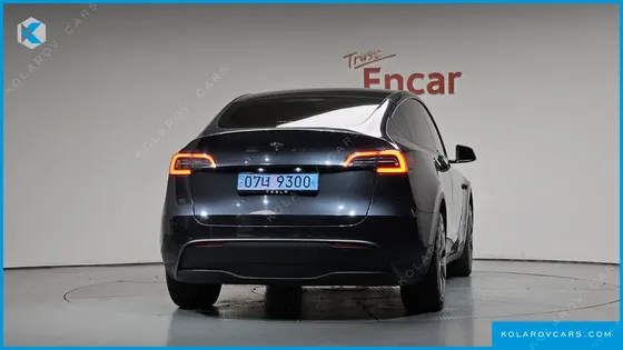 TESLA MODEL Y RWD