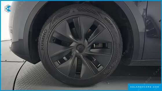 TESLA MODEL Y RWD