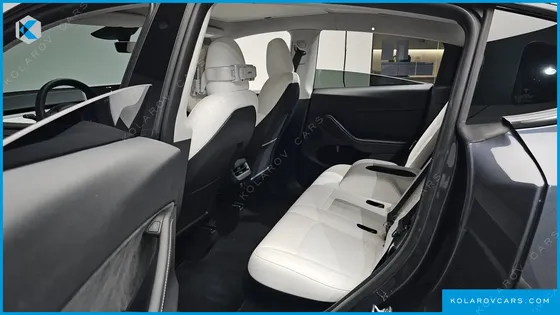 TESLA MODEL Y RWD
